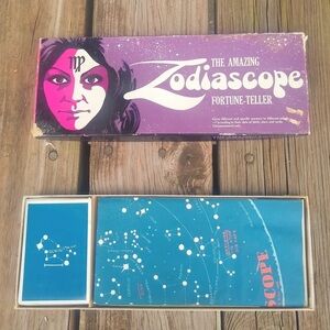 RARE 1960s Zodiascope Fortune-Teller Game
